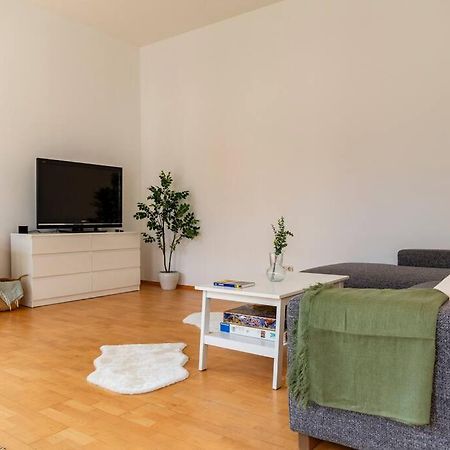 Savoir-Vivre In Unserer Zentralen Balkonwohnung Vienna Luaran gambar