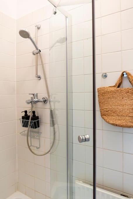Savoir-Vivre In Unserer Zentralen Balkonwohnung Vienna Luaran gambar