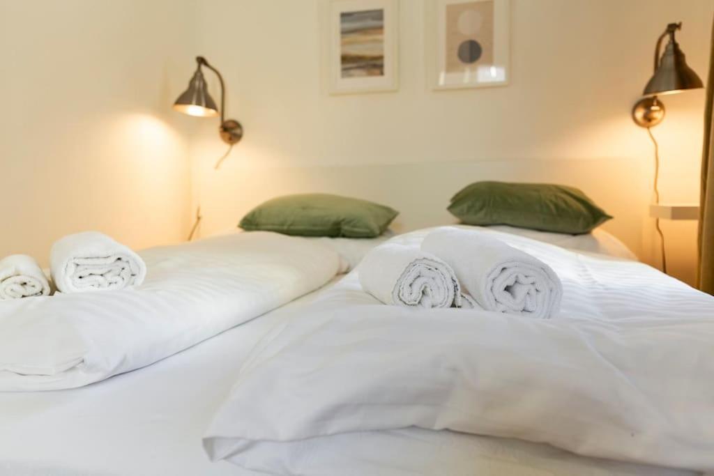 Savoir-Vivre In Unserer Zentralen Balkonwohnung Vienna Luaran gambar